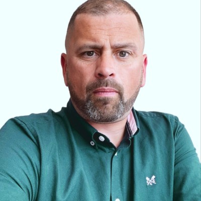 Lee Sanders, Anita Joy Sanders Hairdressing