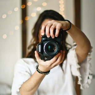 Independent photographer and creative small business owner in the South West of England